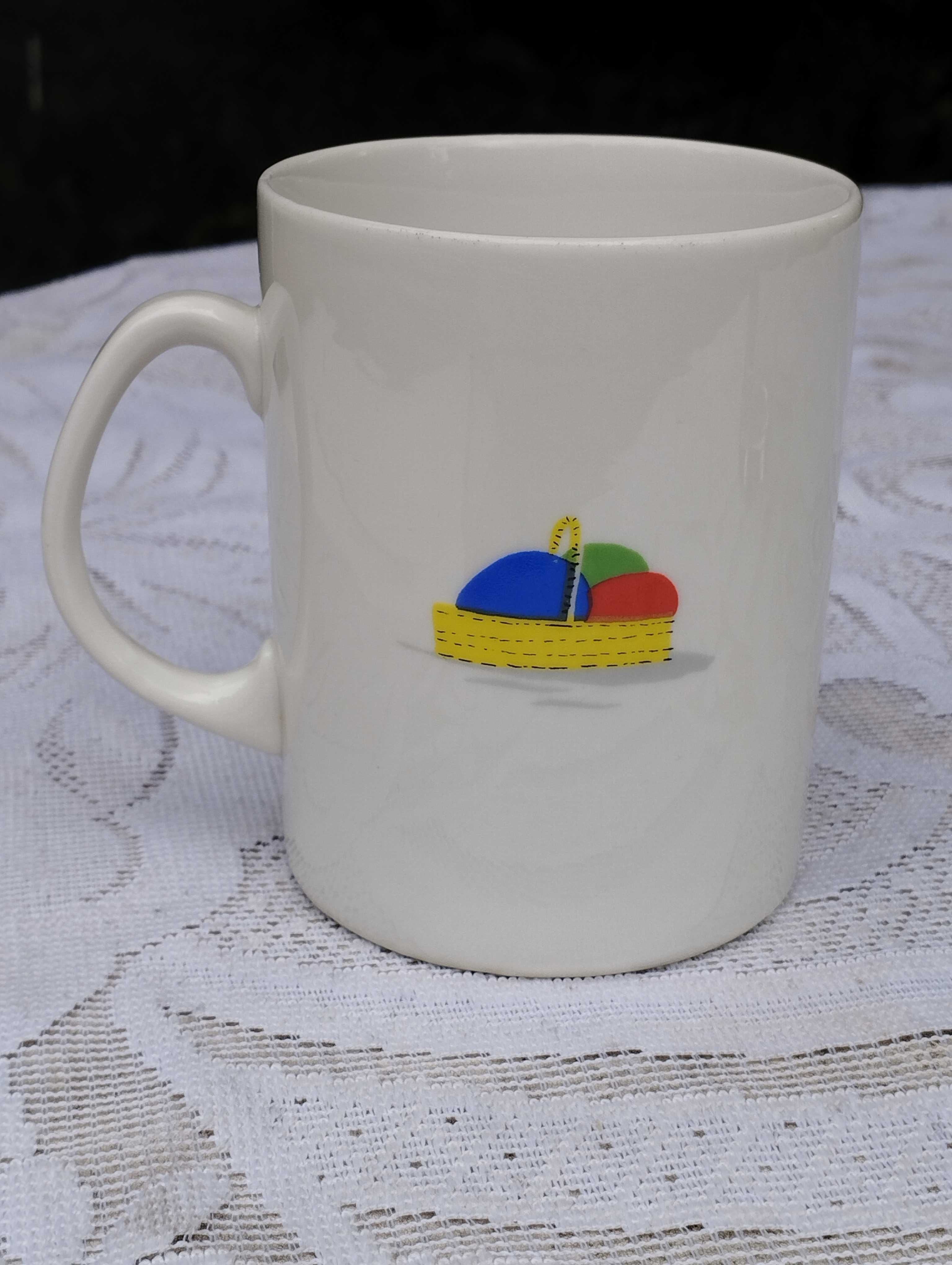 Kubek z uszkiem z fabryki porcelany Karolina seria świąteczna