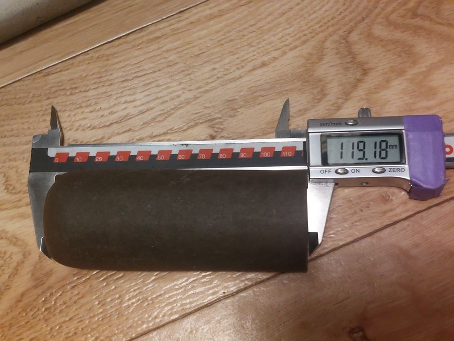 Dwie groty tarliskowe dla zbrojników,kryjówka