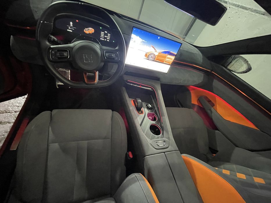 Zeekr 001 2024 модельний 2025