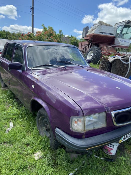 Продаєця волга 3110 без мотора