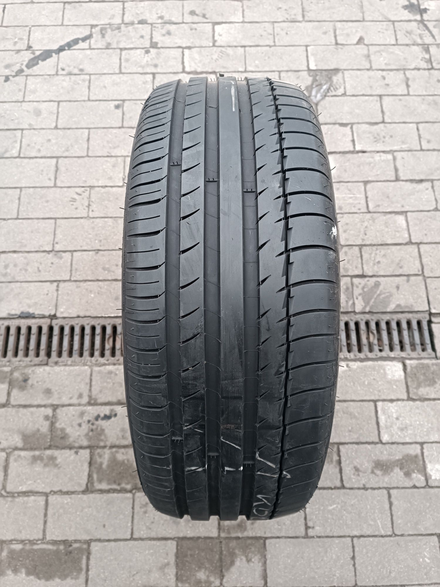 245/45R20 Michelin Latitude Sport