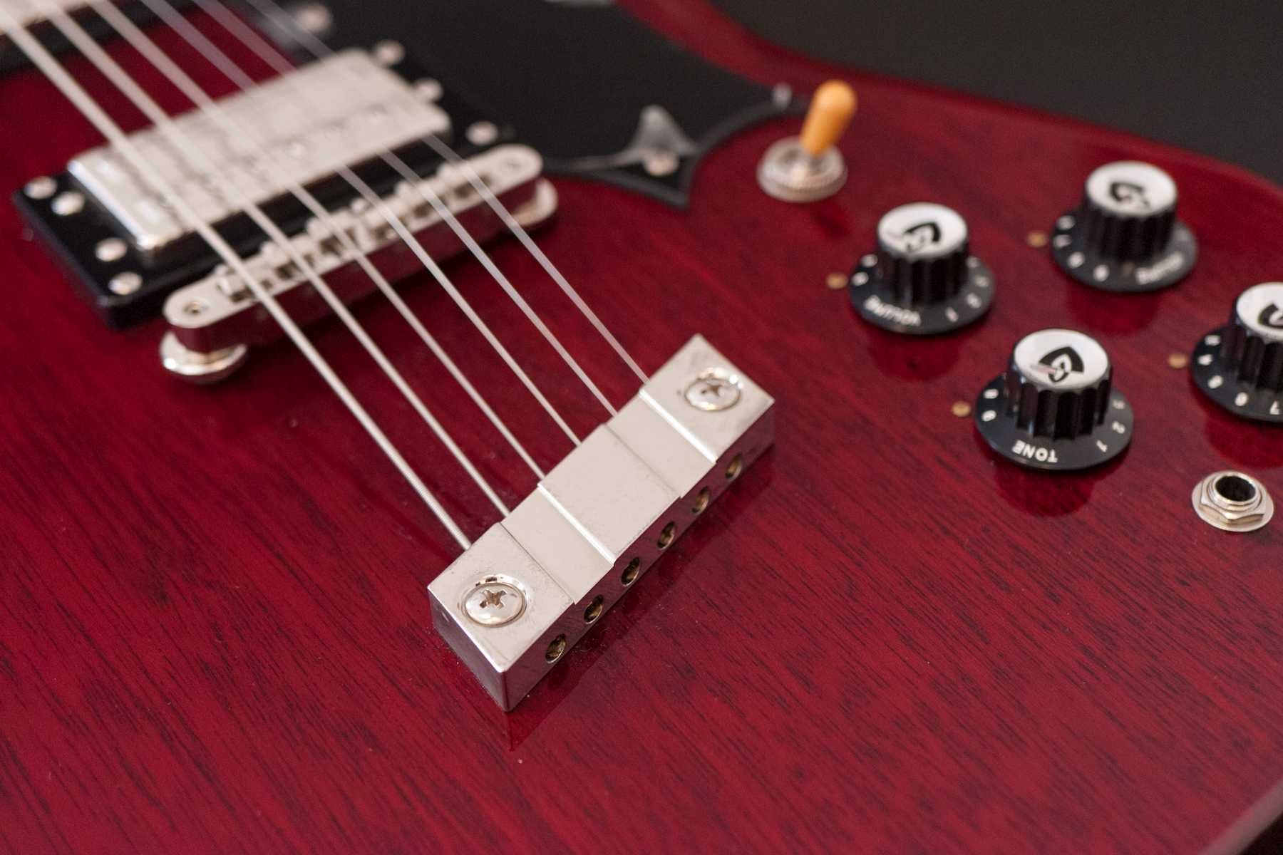 Guild S-100 Polara Cherry (MIK) + Saco Guild Deluxe