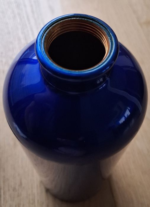 Butelka, bidon metalowy pojemność ok. 0,7 l