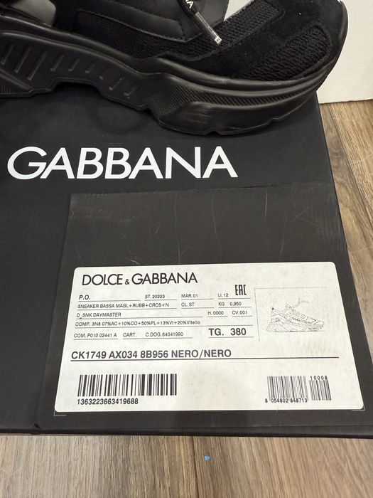 Продам кроссовки Dolce&Gabbana