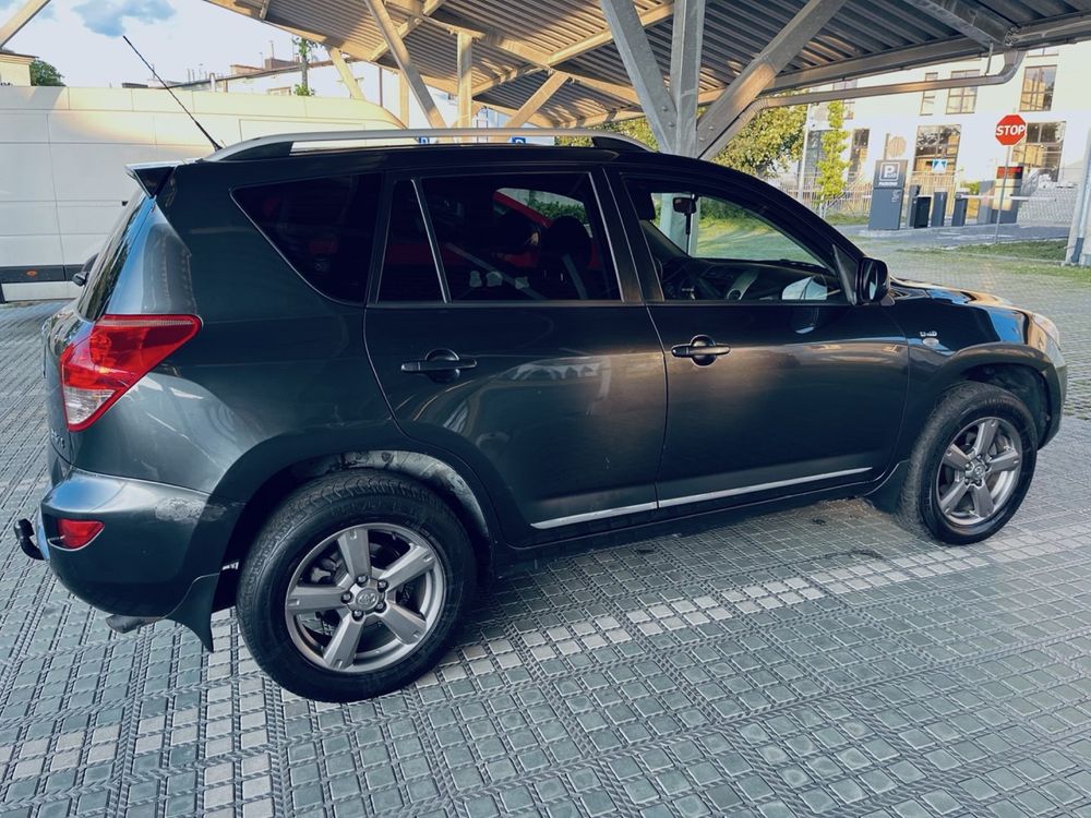 Toyota Rav 4 2.2 d4d 2008/9р