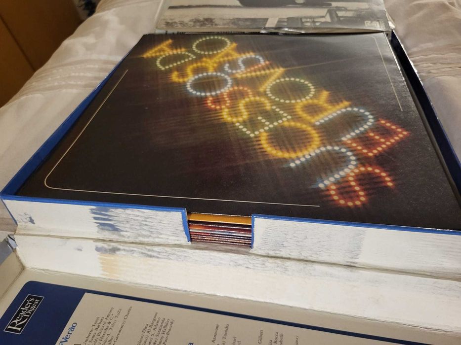 Disco Vinil em Bom estado, ainda com plásticos