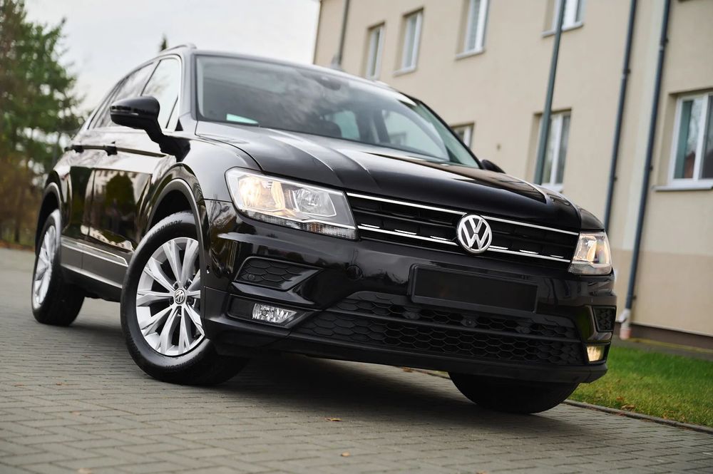 Volkswagen Tiguan 2018_Panorama*Skóry_Grzane_Kamery*360_Sam*Parkuje
