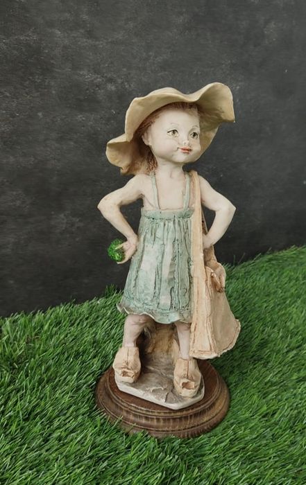 Figurka - sygnowana Capodimonte ,Giuseppe Armanii