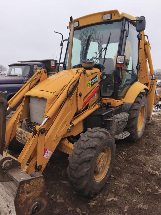 Послуги спецтехніки екскаватор-навантажувач JCB 3CX, камаз, евакуатор