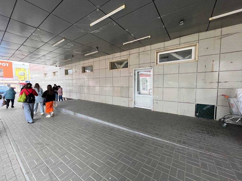 Оренда 59,1 м2/1 поверх/ м. Масельського 20 метрів