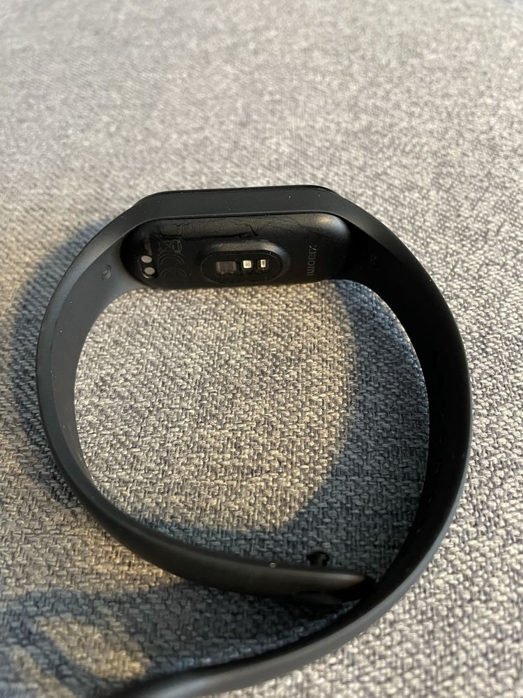 Xiaomi Smart Band 7 zbity ekran reszta sprawna