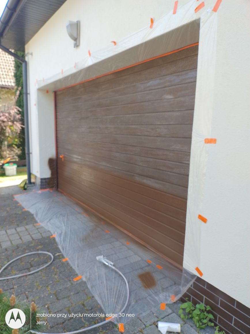 Renowacja drzwi garażowych,mycie elewacji, malowanie elewacji,