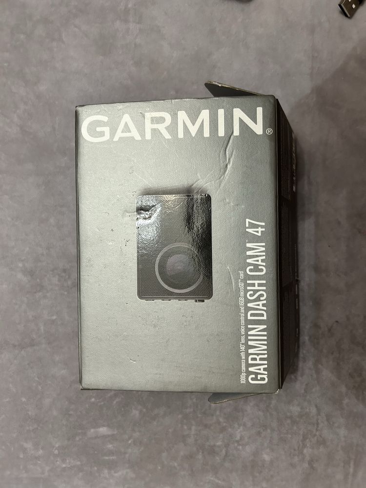 Garmin Dash cam 47