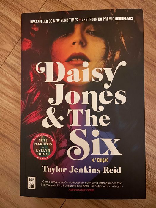 Daisy Jones & The six - Taylor Jenkins Reid