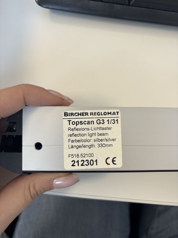 Czujnik obecności TopScan 212301 i 212304 do drzwi automatycznych