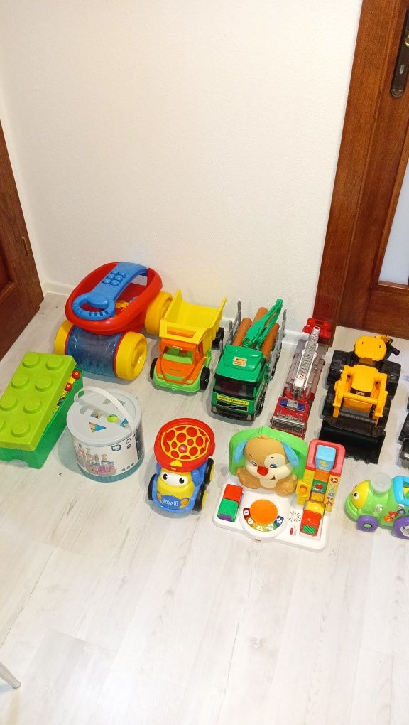 Wózek do zbierania klocków mega bloks