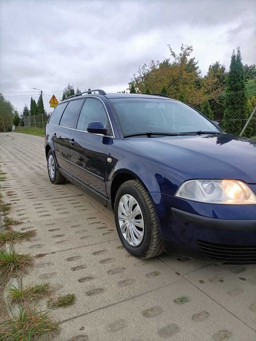 Sprzedam vw Passat 1.9tdi piekny 2002r klima sprawna import niemcy