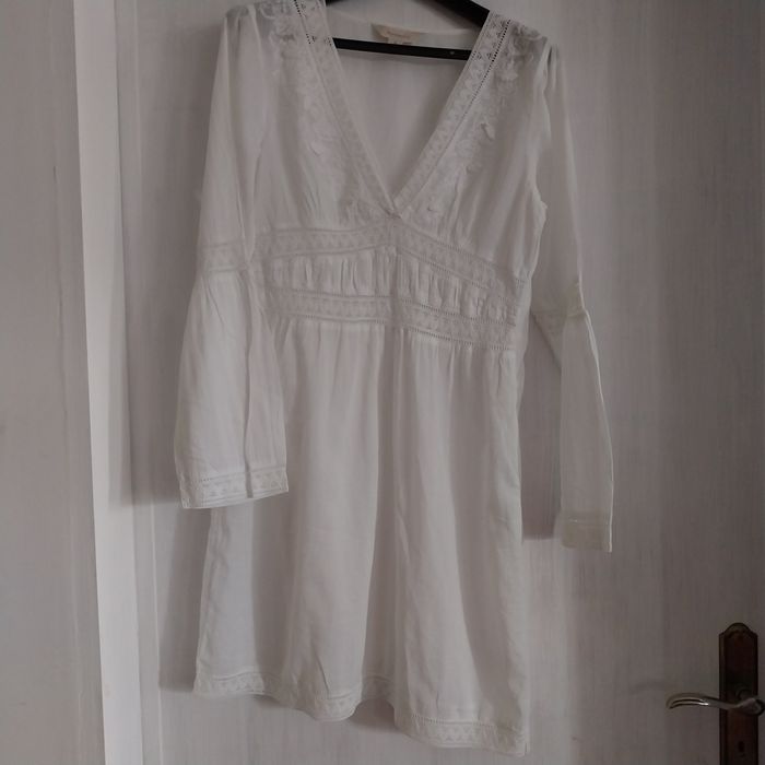 Camiseiro ou vestido de praia