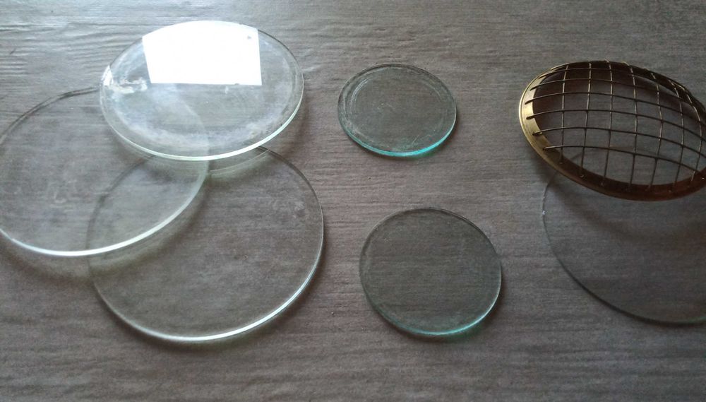 6 szkieł kloszy do starych lamp - zegarów ? + 1 maskownica