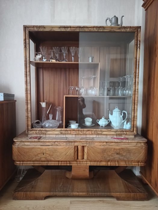 Sprzedam witrynę antyk.