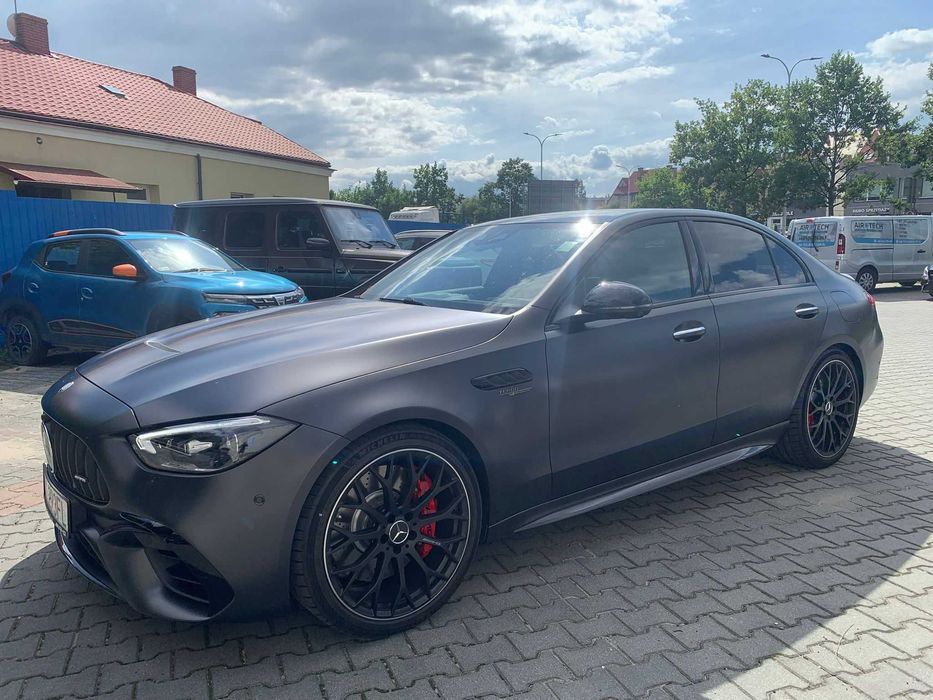 Mercedes- Benz C63S Wynajem krótkoterminowy i długoterminowy