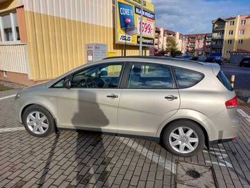 SEAT ALTEA XL 2007 r, typ 5p, kolor złoty.