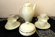 Porcelana Serwis (4os) deserowo-kawowy Jaworzyna Śl. Fabryka KAROLINA