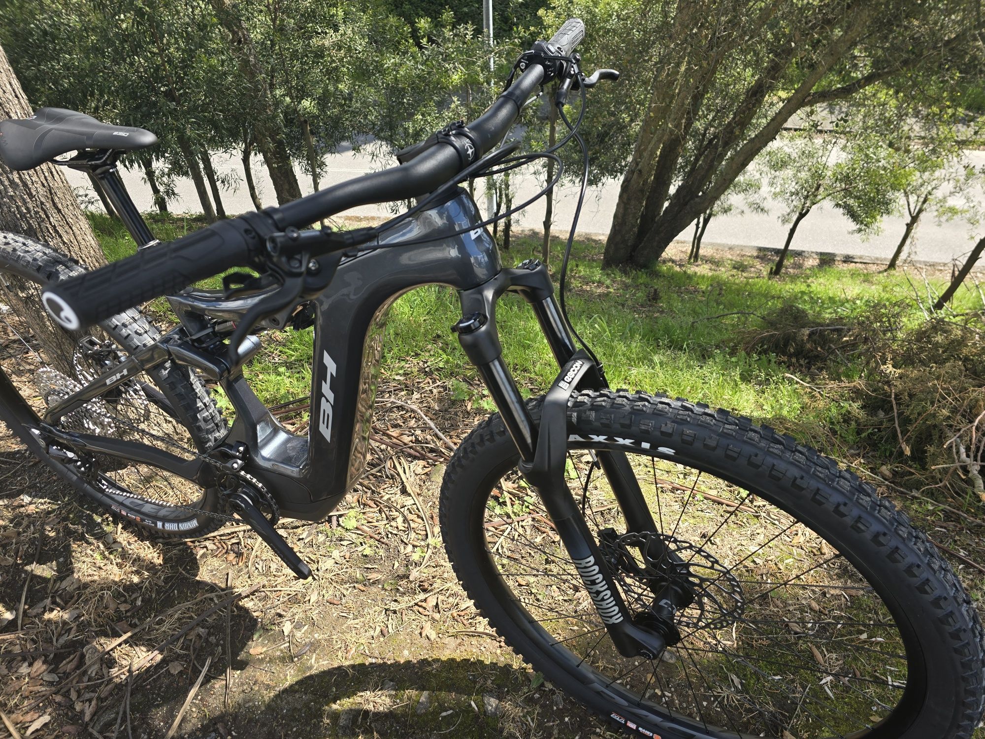 Bh atomx eletrica carbono oportunidadeee