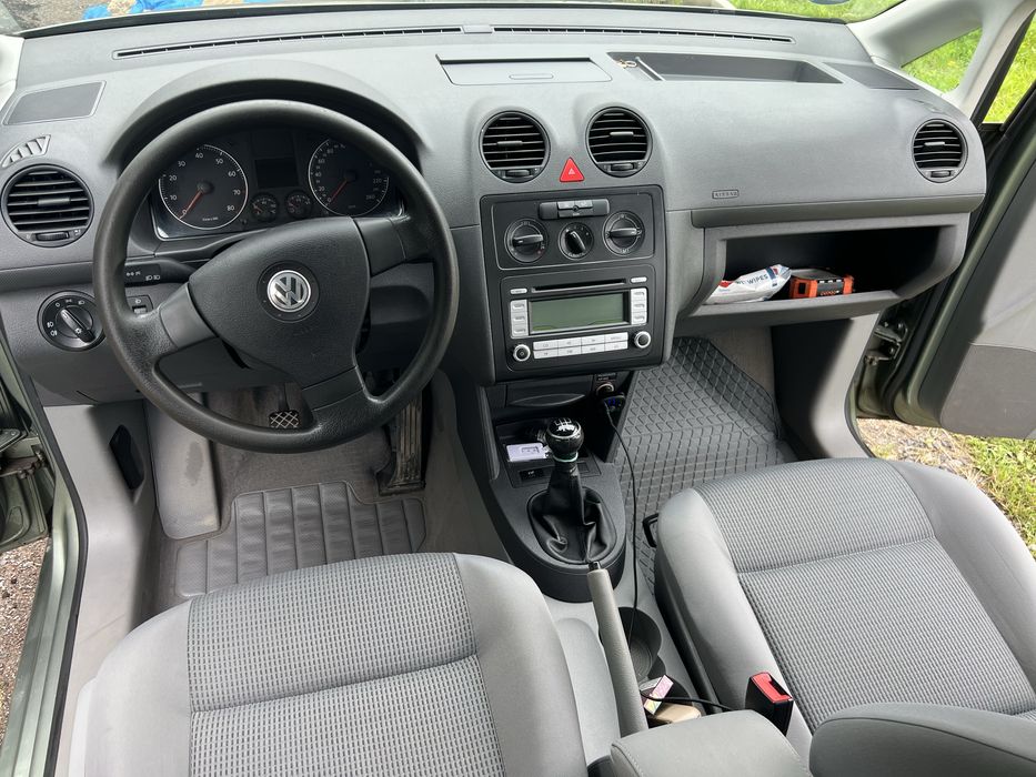 Volkswagen Caddy Life 1.6 BSE пасажир кондиціонер