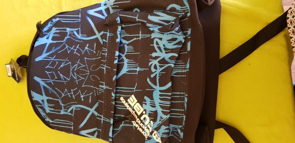 Nova - Mochila Ambar CUBE