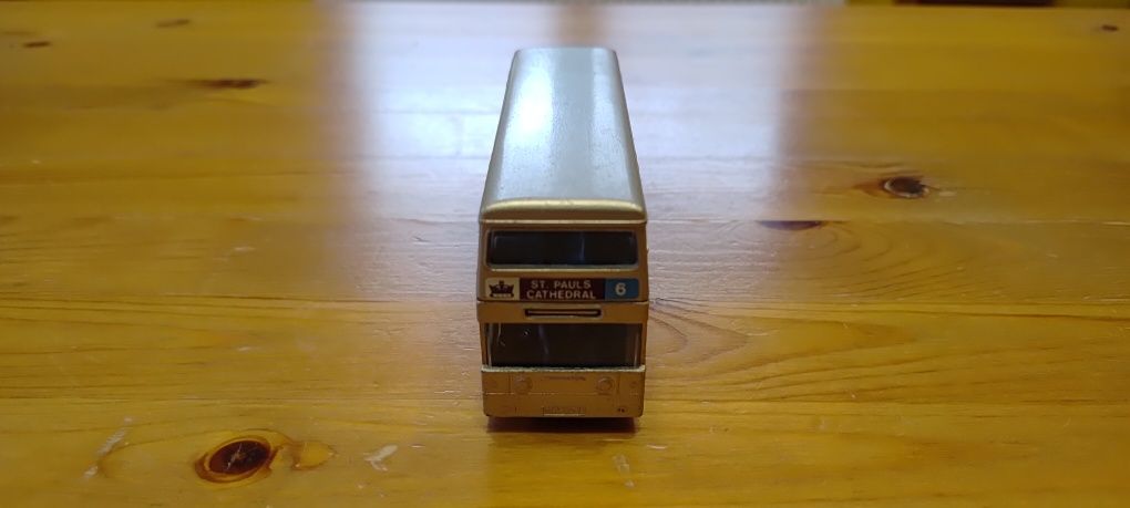 Resorak, Autko, The Londoner K-15, Matchbox