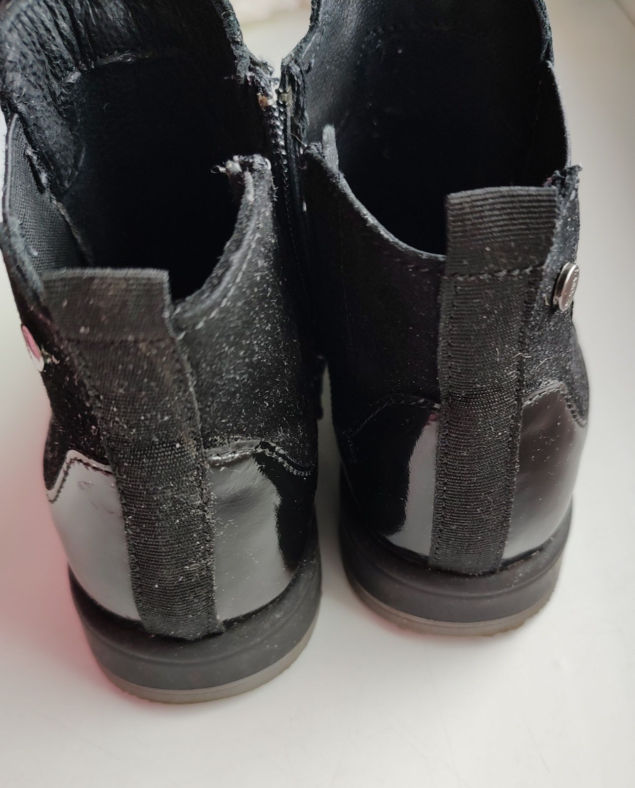 Buty, botki lakierowane dziewczęce, czarne Lasocki r.29