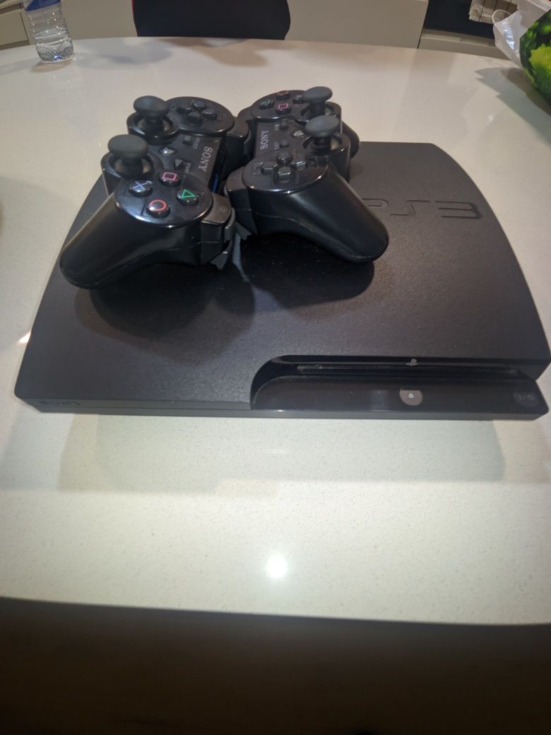 PS3 desbloqueado 14000 jogos , bom estado