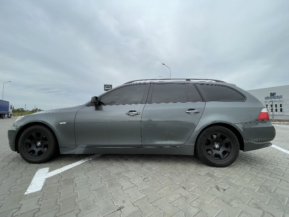 Продам бмв е61 2.0дизель