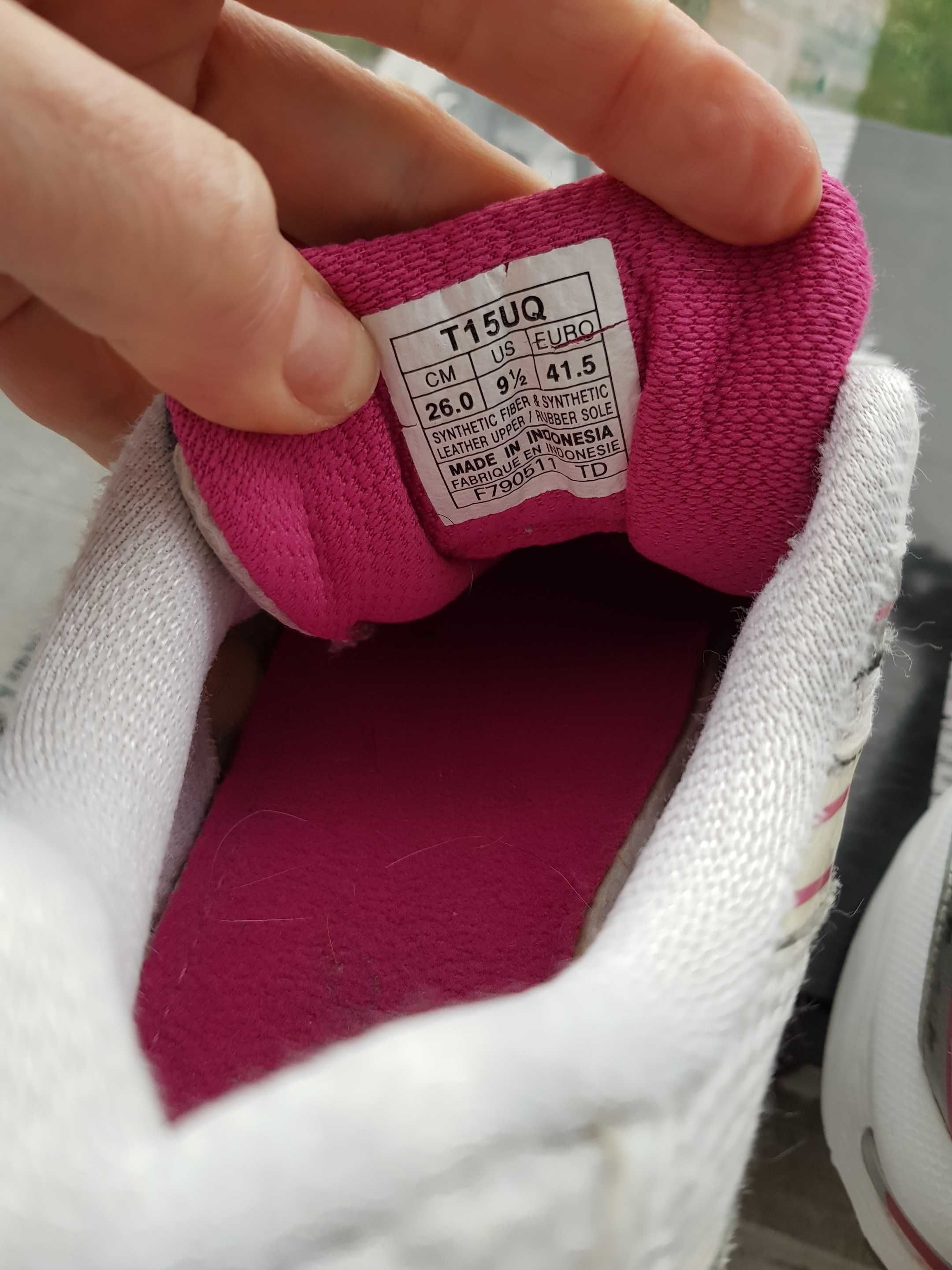 Asics кросівки р. 41,5