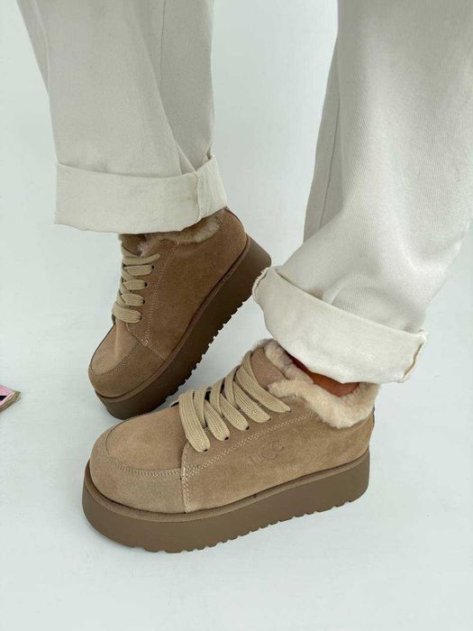 Жіночі зимові уггі-кросівки на платформі (36-41) Черевики зимові