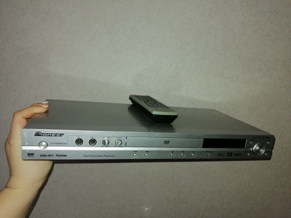 DVD Pioneer с пультом дивиди