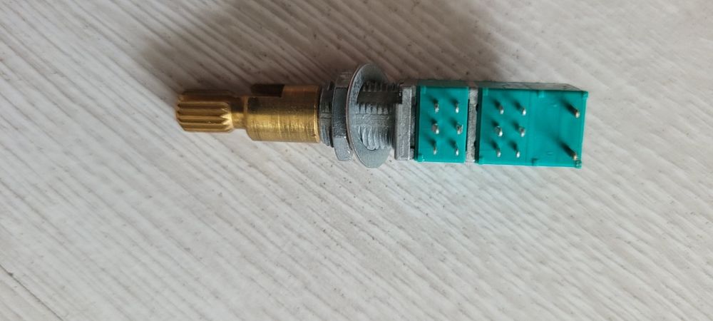 Nowy potencjometr siły głosu Unitra eltra alps Japan 5ev