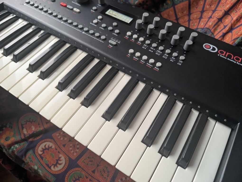 Elektron Analog Keys