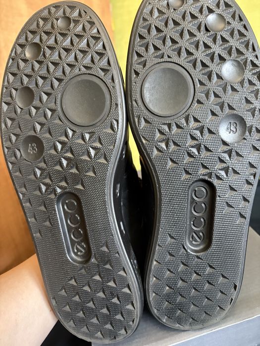 Продам чоловічі кросівки Ecco street 720 розмір 43