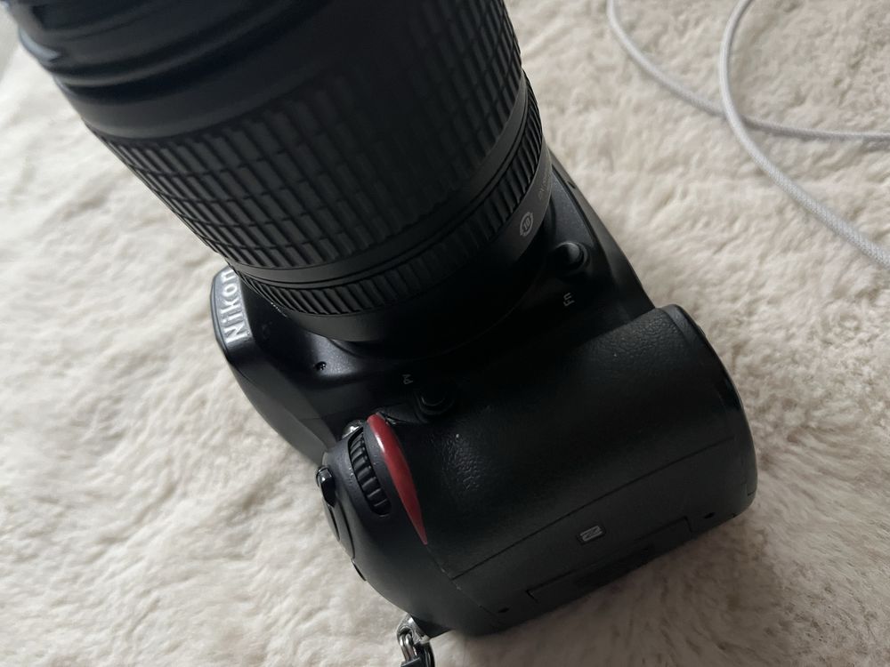 Nikon aparat lustrzanka body D7200 + nikkor 18-105 f/3.5-5.6
