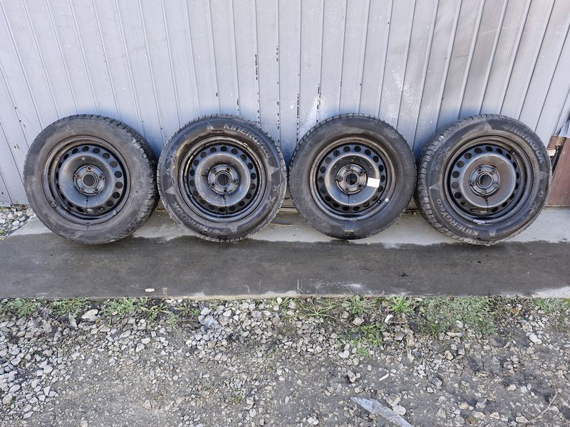 VW PASSAT B6 A3 8P GOLF V OCTAVIA II FELGI STALOWE 15 CALI 5x112 ET47 1K0601026C