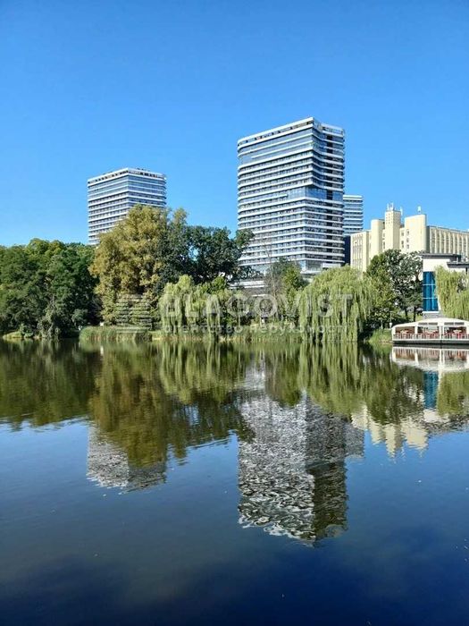 Продаж 3 к кв Озеро Парк Голосіївська
