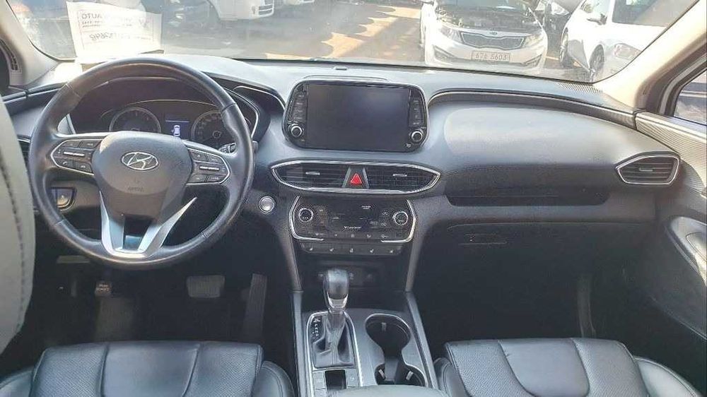 Hyundai Santa Fe 2WD