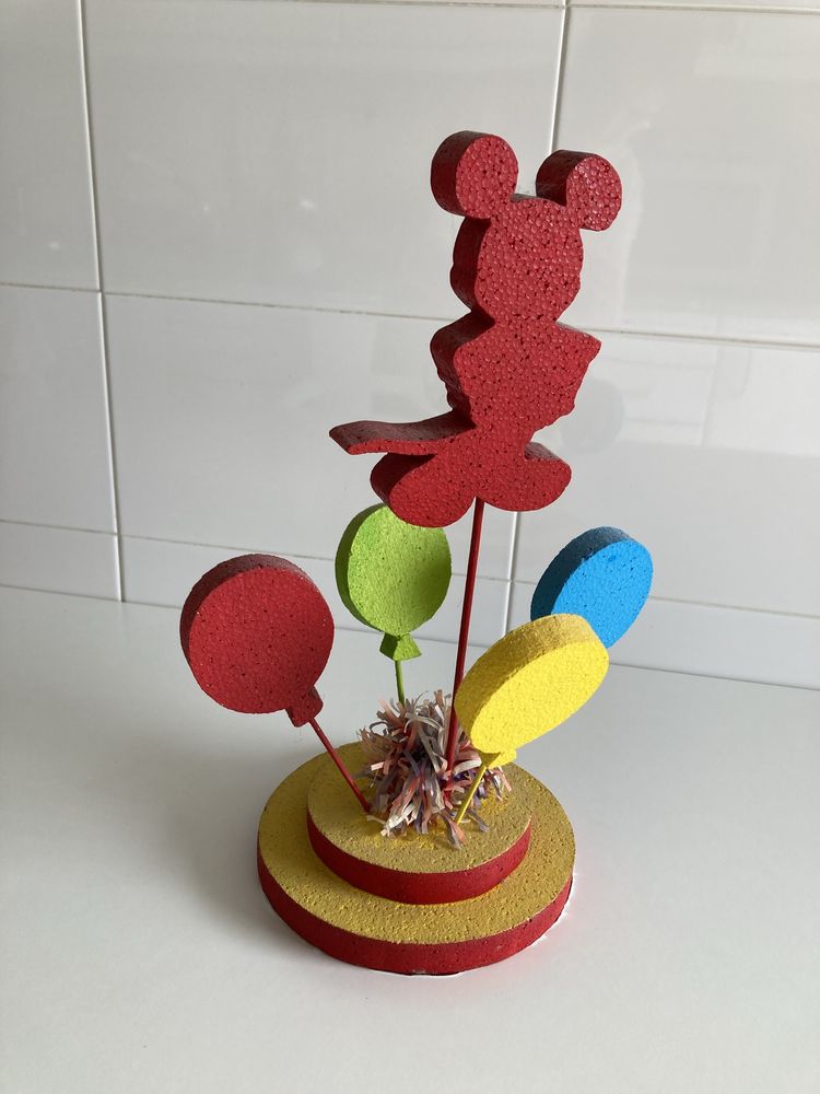 Mickey e Faísca McQueen - decoração bolo aniversario