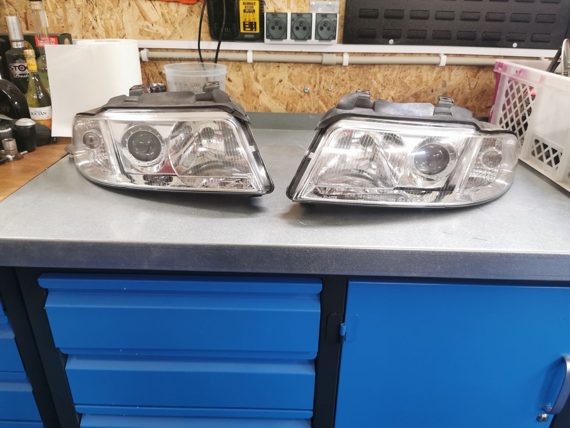 Lampy przód a4 b5 s4 Quattro stan bdb