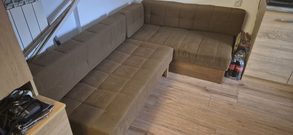 Oddam gratis naroznik