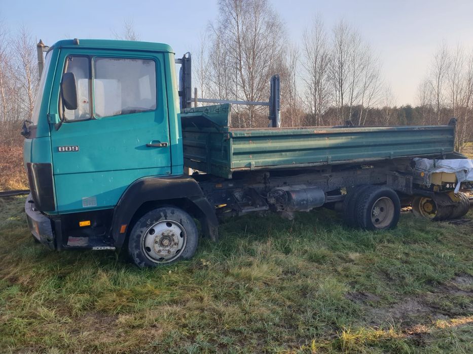 Mercedes 809 wywrotka 3 stronna meiller