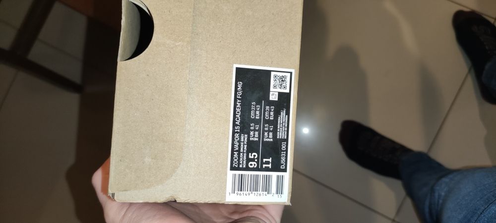 Uzywane korki Nike Zoom Mercurial Vapor 15 Academy FG r. 43 pobranie