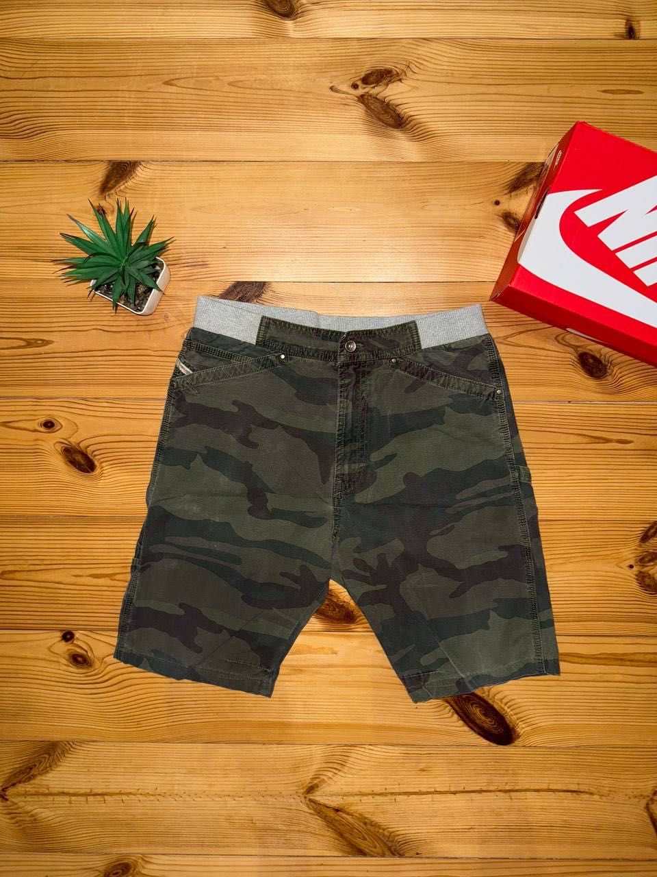 Diesel Industry Denim Devision multicam carpenter jeans shorts Y2K